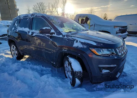 2019 Jeep Compass Latitude z USA, uszkodzony, nr VIN 3C4NJDBB5KT597354